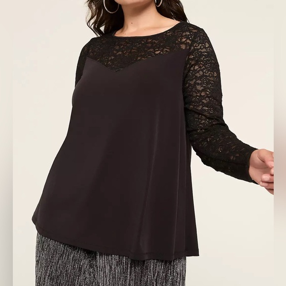 NWT Lane Bryant crew neck sweetheart lace sleeve top, size 26/28 - Picture 1 of 9